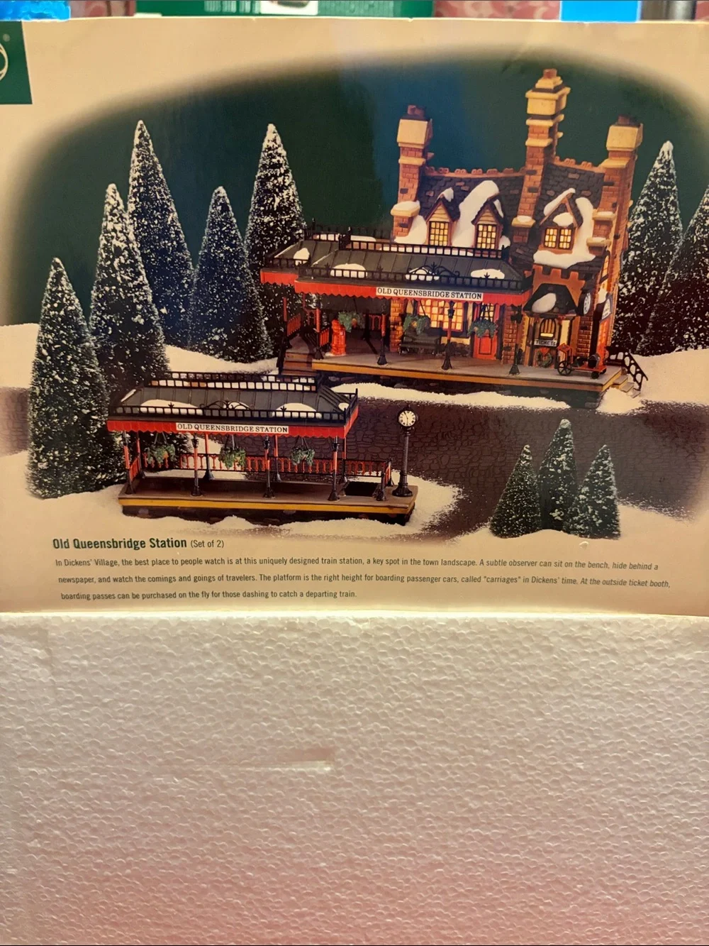 Dept 56 Victorian Queensbridge Train Station in Red, Green, Black, White, Brow